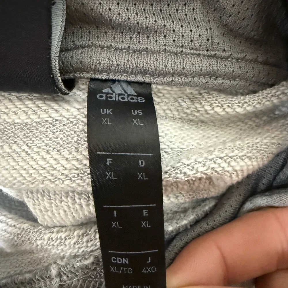 Adidas Men’s Hoodie Gray Size XL – Preloved, Great Condition
